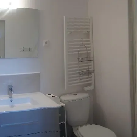 Eder Enea Apartment *