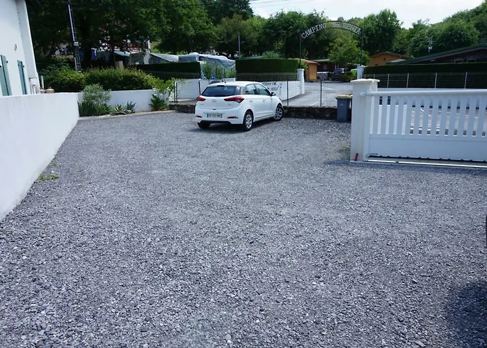 아파트 Eder Enea 캄보레방